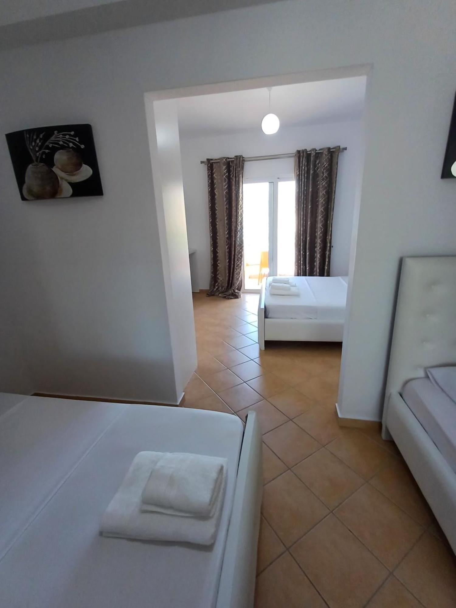 Hotel Sherifi Sarande Ngoại thất bức ảnh
