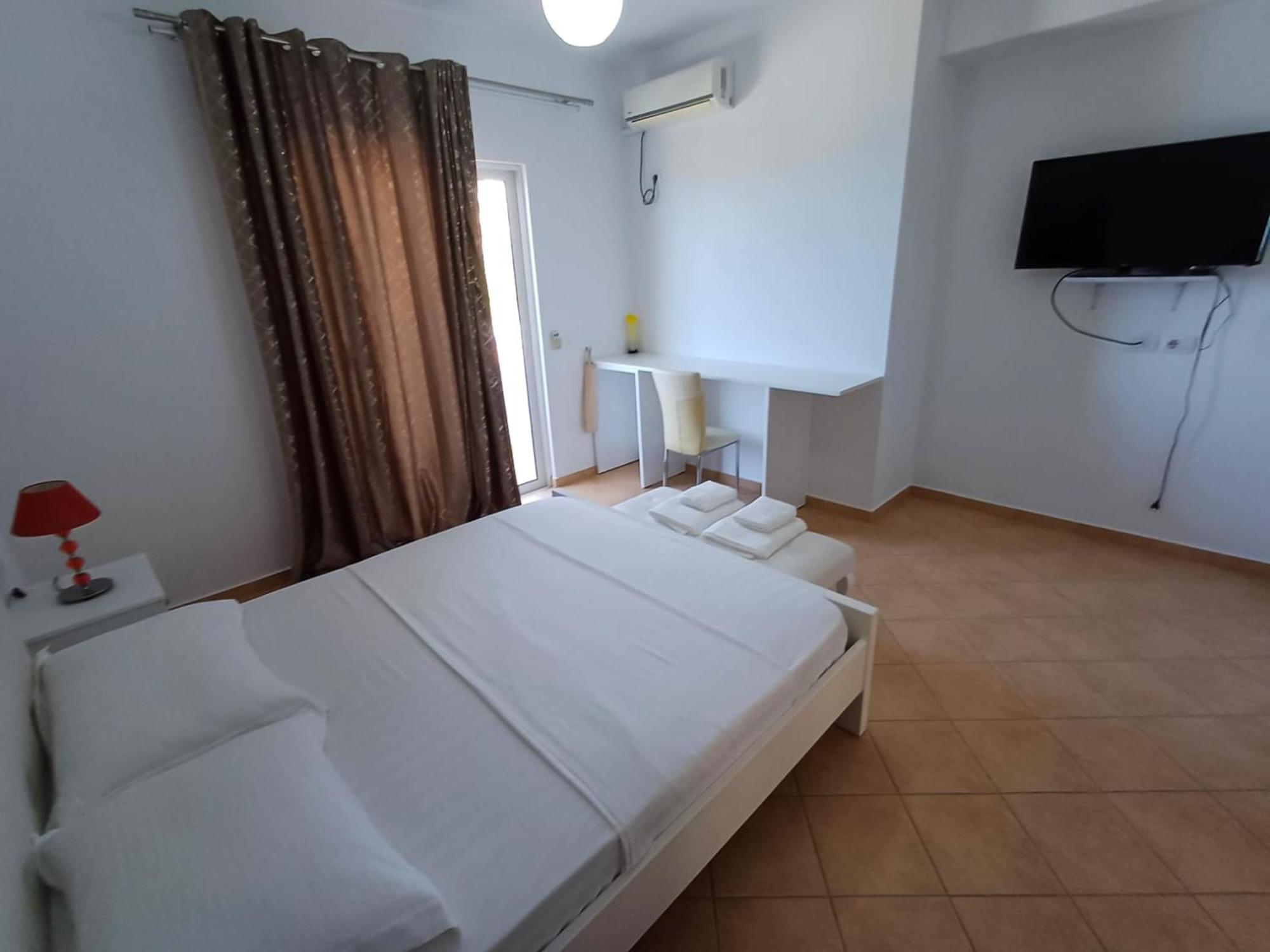 Hotel Sherifi Sarande Ngoại thất bức ảnh